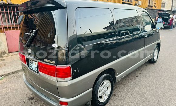 Tenga Tsaru Toyota Regius Nhema Mota in Maputo in Maputo Tenga Tsaru Toyota Regius Nhema Mota in Maputo in Maputo