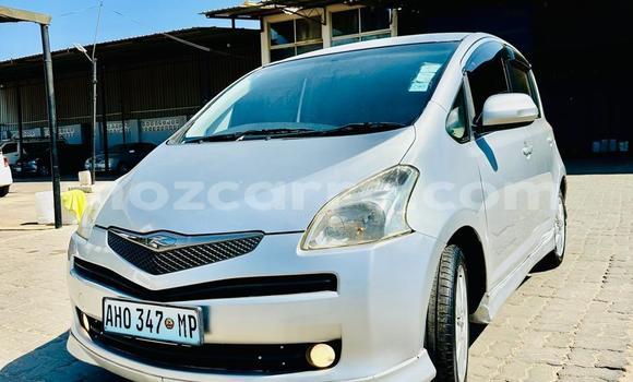Comprar Usado Toyota Ractis Prata Carro em Maputo em Maputo Comprar Usado Toyota Ractis Prata Carro em Maputo em Maputo