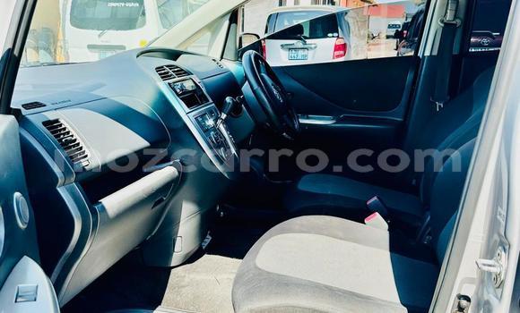 Comprar Usado Toyota Ractis Prata Carro em Maputo em Maputo Comprar Usado Toyota Ractis Prata Carro em Maputo em Maputo