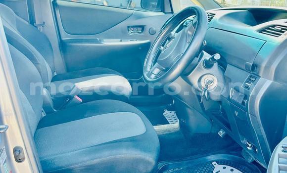 Comprar Usado Toyota Ractis Prata Carro em Maputo em Maputo Comprar Usado Toyota Ractis Prata Carro em Maputo em Maputo