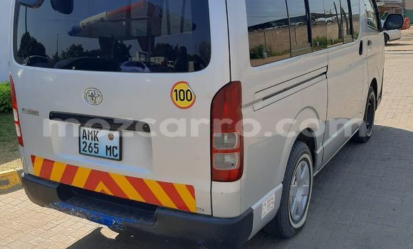 Comprar Usado Toyota Hiace Prata Carro em Maputo em Maputo Comprar Usado Toyota Hiace Prata Carro em Maputo em Maputo