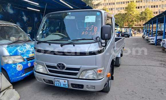 Buy New Toyota Dyna Silver Truck in Maputo in Maputo Buy New Toyota Dyna Silver Truck in Maputo in Maputo