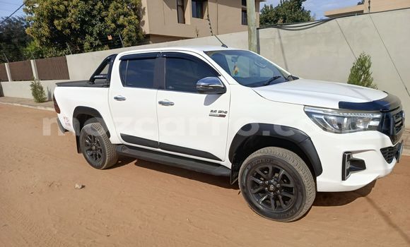 Nunua Ilio tumika Toyota Hiluxe Revo Nyeupe Gari ndani ya Maputo nchini Maputo Nunua Ilio tumika Toyota Hiluxe Revo Nyeupe Gari ndani ya Maputo nchini Maputo