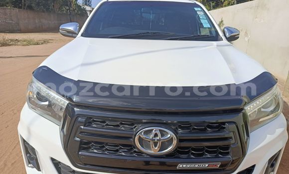 Nunua Ilio tumika Toyota Hiluxe Revo Nyeupe Gari ndani ya Maputo nchini Maputo Nunua Ilio tumika Toyota Hiluxe Revo Nyeupe Gari ndani ya Maputo nchini Maputo