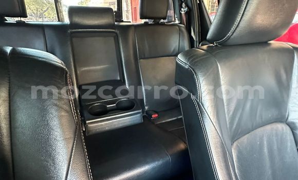 Nunua Ilio tumika Toyota Hiluxe Revo Nyeupe Gari ndani ya Maputo nchini Maputo Nunua Ilio tumika Toyota Hiluxe Revo Nyeupe Gari ndani ya Maputo nchini Maputo