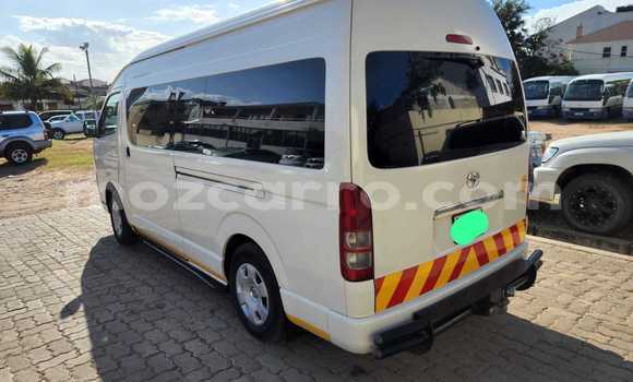 Tenga Tsaru Toyota Hiace Chena Mota in Maputo in Maputo Tenga Tsaru Toyota Hiace Chena Mota in Maputo in Maputo