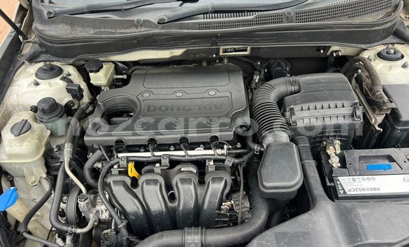 Comprar Usado Hyundai Sonata Branco Carro em Maputo em Maputo Comprar Usado Hyundai Sonata Branco Carro em Maputo em Maputo