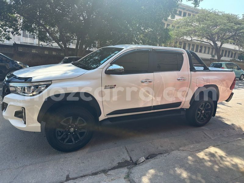 Big with watermark toyota hiluxe revo maputo maputo 28081