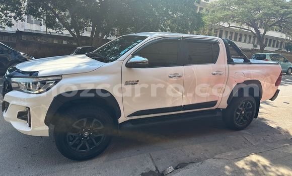 Nunua Ilio tumika Toyota Hiluxe Revo Nyeupe Gari ndani ya Maputo nchini Maputo Nunua Ilio tumika Toyota Hiluxe Revo Nyeupe Gari ndani ya Maputo nchini Maputo