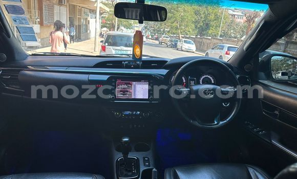 Nunua Ilio tumika Toyota Hiluxe Revo Nyeupe Gari ndani ya Maputo nchini Maputo Nunua Ilio tumika Toyota Hiluxe Revo Nyeupe Gari ndani ya Maputo nchini Maputo