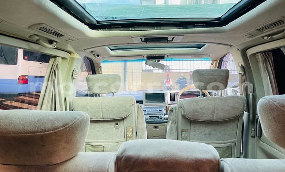 Nunua Ilio tumika Nissan Ellgrand Brown Gari ndani ya Maputo nchini Maputo Nunua Ilio tumika Nissan Ellgrand Brown Gari ndani ya Maputo nchini Maputo