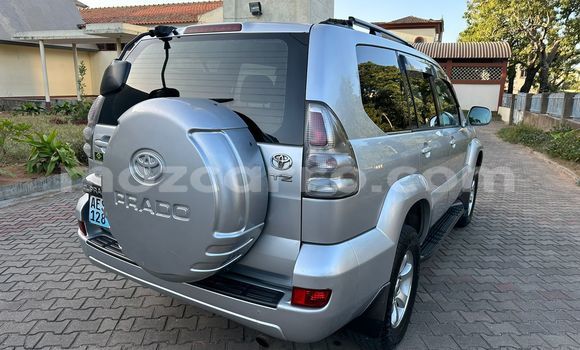 Nunua Ilio tumika Toyota Land Cruiser Prado Fedha Gari ndani ya Maputo nchini Maputo Nunua Ilio tumika Toyota Land Cruiser Prado Fedha Gari ndani ya Maputo nchini Maputo