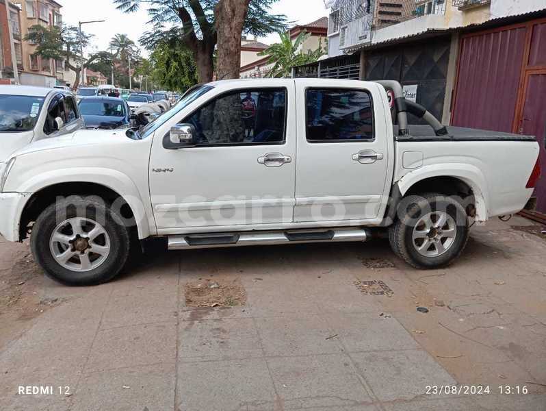 Big with watermark isuzu kb maputo maputo 28114