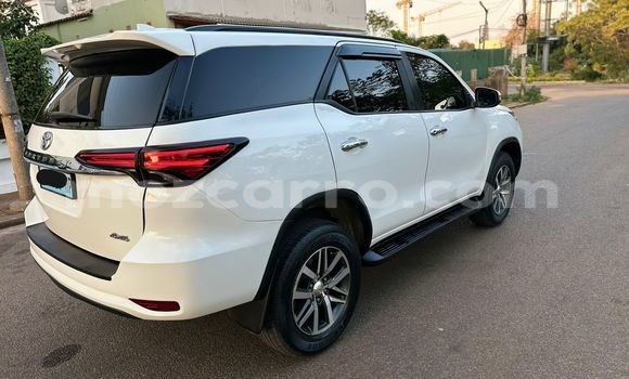 Tenga Tsaru Toyota Fortuner Chena Mota in Maputo in Maputo Tenga Tsaru Toyota Fortuner Chena Mota in Maputo in Maputo