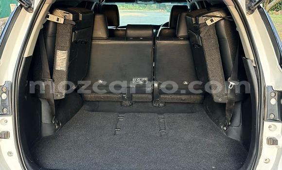 Comprar Novo Toyota Fortuner Branco Carro em Maputo em Maputo Comprar Novo Toyota Fortuner Branco Carro em Maputo em Maputo