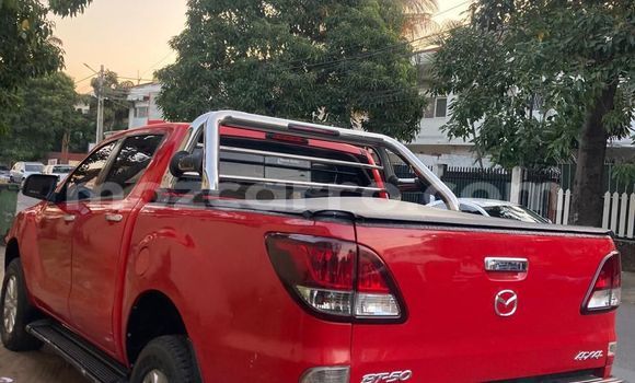 Nunua Ilio tumika Mazda BT-50 Nyekundu Gari ndani ya Maputo nchini Maputo Nunua Ilio tumika Mazda BT-50 Nyekundu Gari ndani ya Maputo nchini Maputo