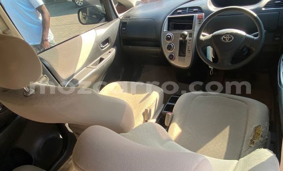 Comprar Usado Toyota Ractis Preto Carro em Maputo em Maputo Comprar Usado Toyota Ractis Preto Carro em Maputo em Maputo