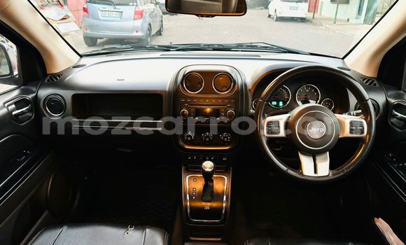 Comprar Usado Jeep Compass Vermelho Carro em Maputo em Maputo Comprar Usado Jeep Compass Vermelho Carro em Maputo em Maputo