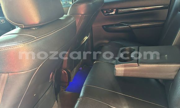 Buy Used Toyota Hilux White Car in Maputo in Maputo Buy Used Toyota Hilux White Car in Maputo in Maputo