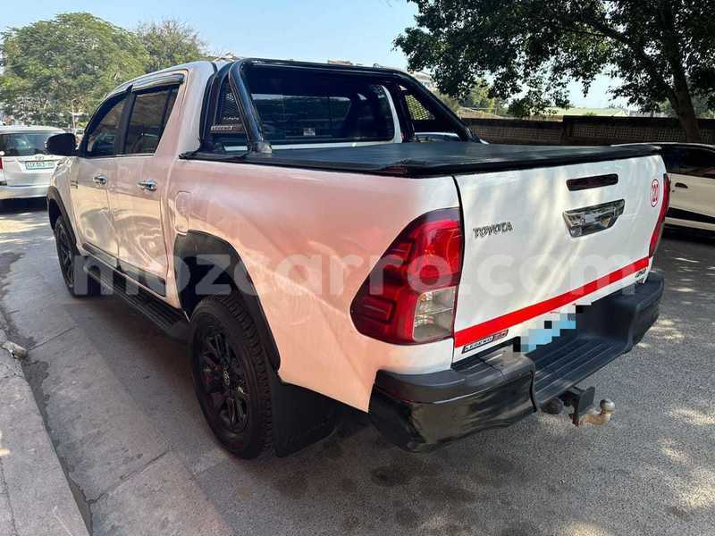 Big with watermark toyota hilux maputo maputo 28150