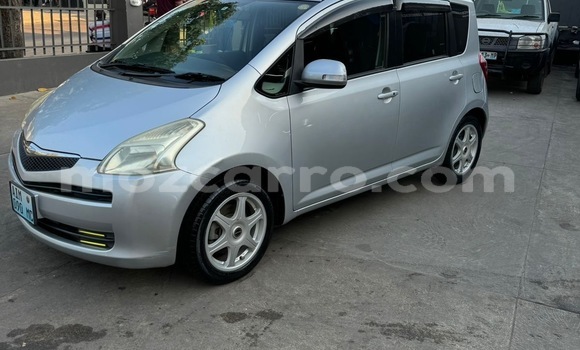 Comprar Usado Toyota Ractis De outros Carro em Maputo em Maputo Comprar Usado Toyota Ractis De outros Carro em Maputo em Maputo