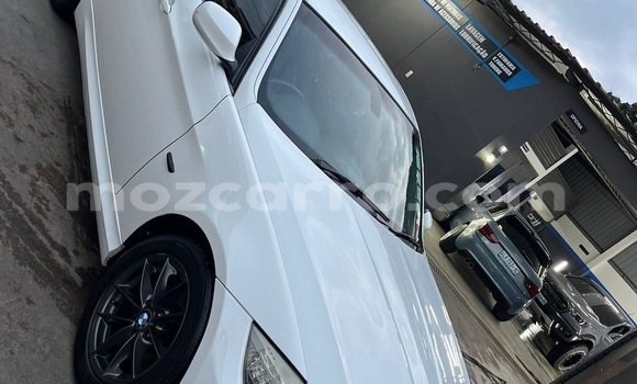 Comprar Usado BMW 3-Series De outros Carro em Maputo em Maputo Comprar Usado BMW 3-Series De outros Carro em Maputo em Maputo