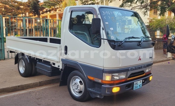 Comprar Usado Mitsubishi i Branco Carro em Maputo em Maputo Comprar Usado Mitsubishi i Branco Carro em Maputo em Maputo