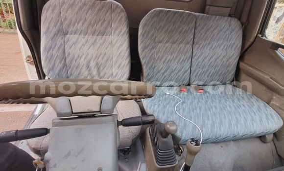 Comprar Usado Mitsubishi i Branco Carro em Maputo em Maputo Comprar Usado Mitsubishi i Branco Carro em Maputo em Maputo