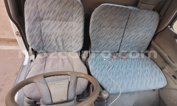 Comprar Usado Mitsubishi i Branco Carro em Maputo em Maputo Comprar Usado Mitsubishi i Branco Carro em Maputo em Maputo