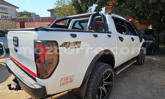 Tenga Tsaru Ford Ranger Chena Mota in Maputo in Maputo Tenga Tsaru Ford Ranger Chena Mota in Maputo in Maputo