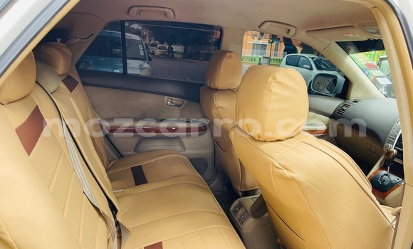 Comprar Usado Toyota Harrier Branco Carro em Maputo em Maputo Comprar Usado Toyota Harrier Branco Carro em Maputo em Maputo