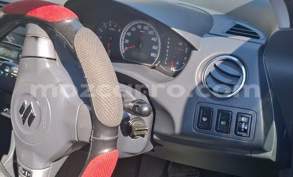 Comprar Usado Suzuki Swift Azul Carro em Maputo em Maputo Comprar Usado Suzuki Swift Azul Carro em Maputo em Maputo