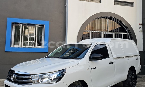 Tenga Tsaru Toyota Hiluxe Revo Chena Mota in Maputo in Maputo Tenga Tsaru Toyota Hiluxe Revo Chena Mota in Maputo in Maputo
