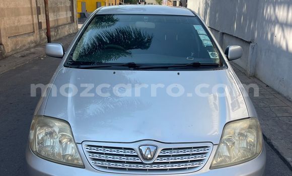 Comprar Usado Toyota Runx Prata Carro em Maputo em Maputo