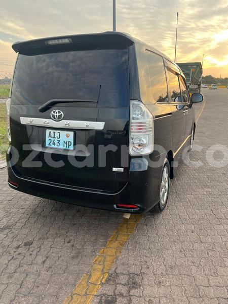 Big with watermark toyota noah maputo maputo 28202