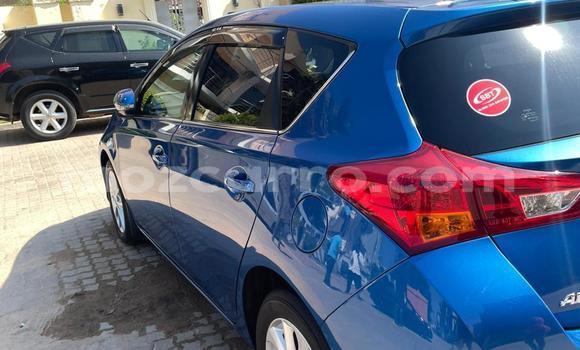 Comprar Usado Toyota Auris Azul Carro em Maputo em Maputo Comprar Usado Toyota Auris Azul Carro em Maputo em Maputo