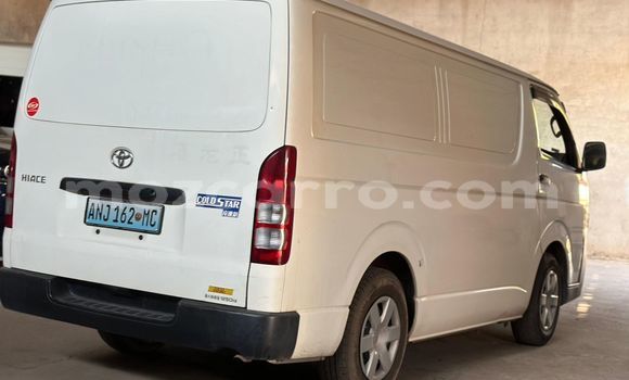 Nunua Ilio tumika Toyota Hiace Nyeupe Gari ndani ya Maputo nchini Maputo Nunua Ilio tumika Toyota Hiace Nyeupe Gari ndani ya Maputo nchini Maputo