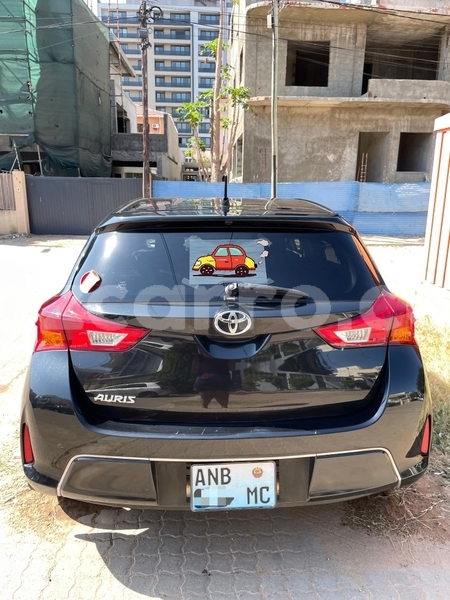 Big with watermark toyota auris maputo maputo 28212