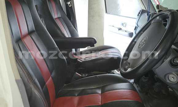 Buy Used Toyota Land Cruiser White Car in Maputo in Maputo Buy Used Toyota Land Cruiser White Car in Maputo in Maputo