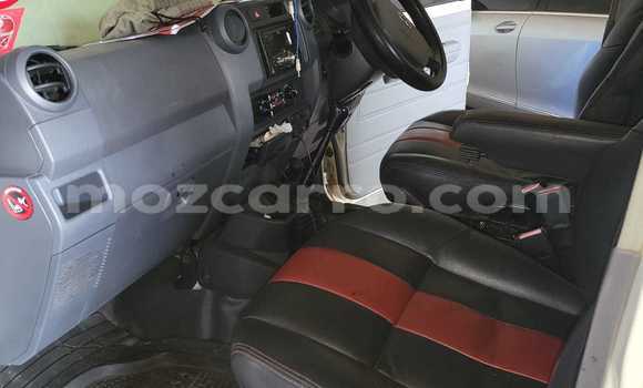 Buy Used Toyota Land Cruiser White Car in Maputo in Maputo Buy Used Toyota Land Cruiser White Car in Maputo in Maputo
