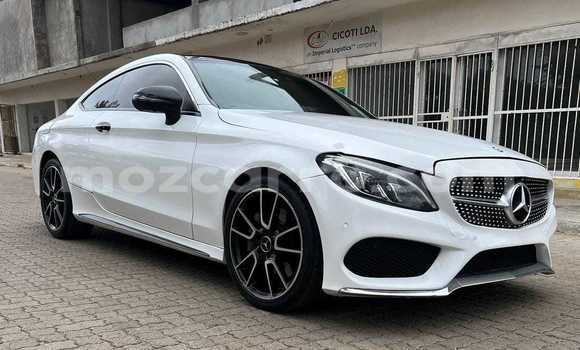 Comprar Usado Mercedes-Benz C-Classe Branco Carro em Maputo em Maputo Comprar Usado Mercedes-Benz C-Classe Branco Carro em Maputo em Maputo