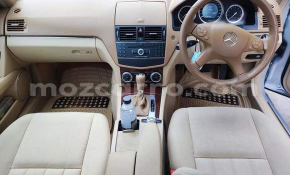 Buy Used Mercedes-Benz A200 Other Car in Maputo in Maputo Buy Used Mercedes-Benz A200 Other Car in Maputo in Maputo