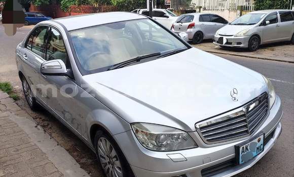 Buy Used Mercedes-Benz A200 Other Car in Maputo in Maputo Buy Used Mercedes-Benz A200 Other Car in Maputo in Maputo