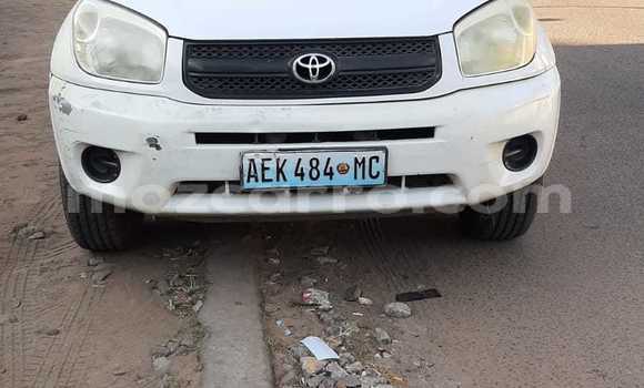 Tenga Tsaru Toyota RAV4 Chena Mota in Maputo in Maputo Tenga Tsaru Toyota RAV4 Chena Mota in Maputo in Maputo
