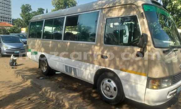 Nunua Ilio tumika Toyota 4Runner Nyingine Gari ndani ya Maputo nchini Maputo Nunua Ilio tumika Toyota 4Runner Nyingine Gari ndani ya Maputo nchini Maputo