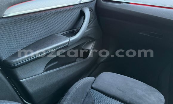 Nunua Ilio tumika BMW X1 Nyeupe Gari ndani ya Maputo nchini Maputo Nunua Ilio tumika BMW X1 Nyeupe Gari ndani ya Maputo nchini Maputo
