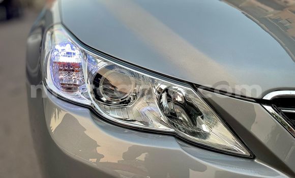 Comprar Usado Toyota Mark X Castanho Carro em Maputo em Maputo Comprar Usado Toyota Mark X Castanho Carro em Maputo em Maputo