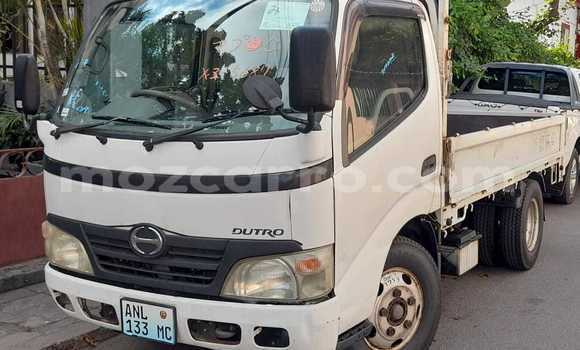 Comprar Novo Hino Ranger Branco Caminhão em Maputo em Maputo Comprar Novo Hino Ranger Branco Caminhão em Maputo em Maputo