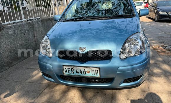 Nunua Ilio tumika Toyota Vitz Bluu Gari ndani ya Maputo nchini Maputo