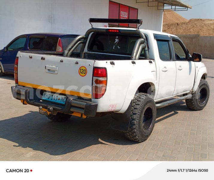 Big with watermark mazda bt 50 maputo maputo 28274